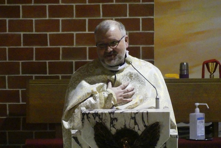 Greckokatolicka liturgia Wigilii Paschalnej w Bielsku-Białej-Leszczynach