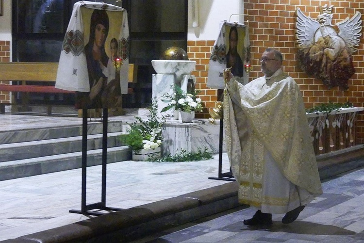 Greckokatolicka liturgia Wigilii Paschalnej w Bielsku-Białej-Leszczynach