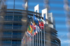 Szef PE: Władze Rosji szukają wrogów, będzie odpowiedź UE na sankcje