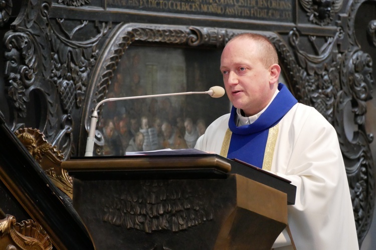 Eucharystia za śp. abp. Gocłowskiego