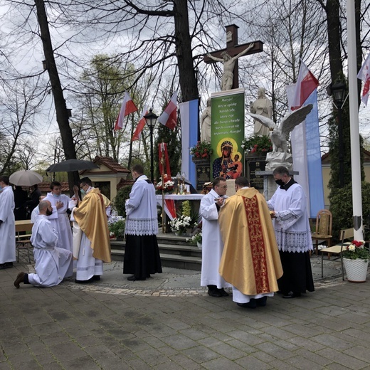 Uroczystość 40. rocznicy 3-majowej Mszy św. "Solidarności" w Andrychowie - 2021