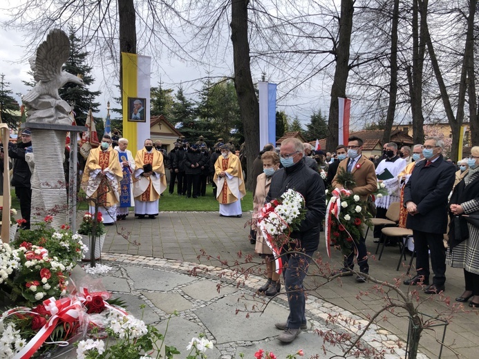 Uroczystość 40. rocznicy 3-majowej Mszy św. "Solidarności" w Andrychowie - 2021