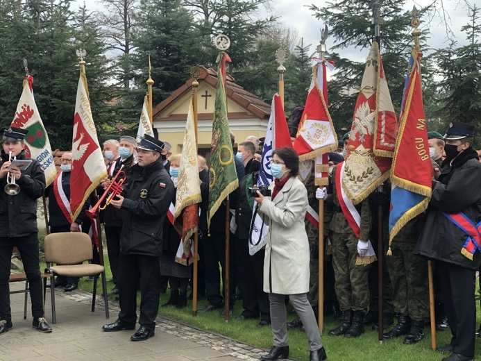 Uroczystość 40. rocznicy 3-majowej Mszy św. "Solidarności" w Andrychowie - 2021