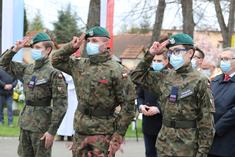 Uroczystość 40. rocznicy 3-majowej Mszy św. "Solidarności" w Andrychowie - 2021