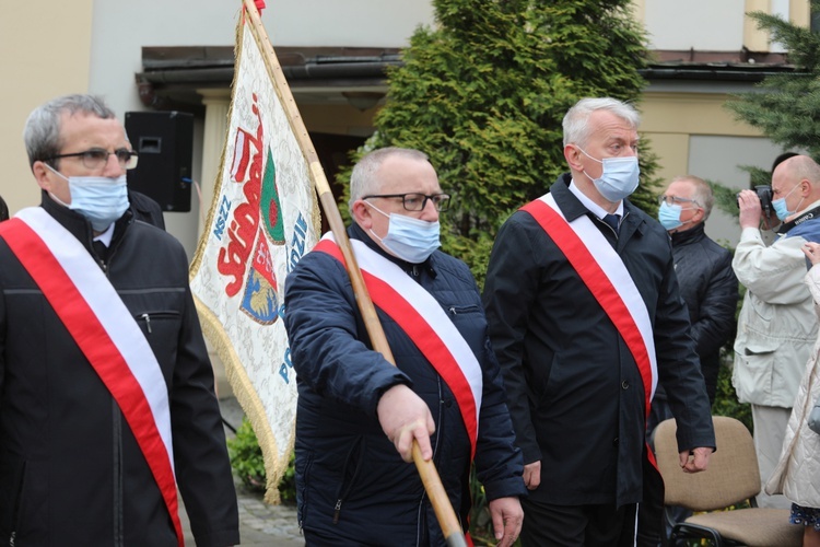 Uroczystość 40. rocznicy 3-majowej Mszy św. "Solidarności" w Andrychowie - 2021