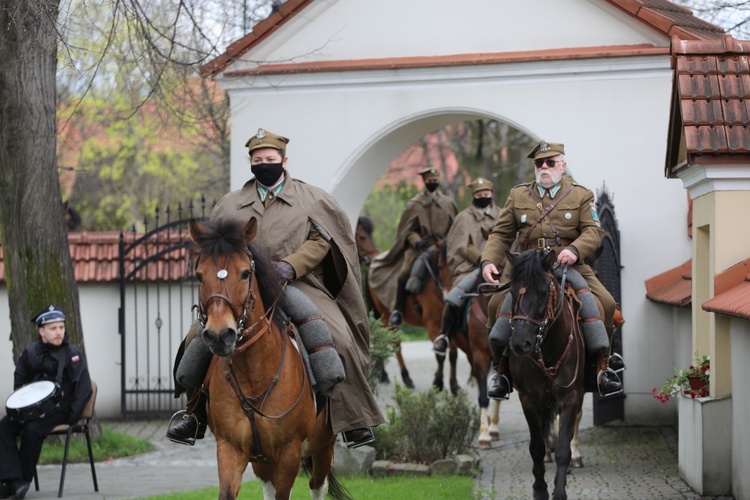 Uroczystość 40. rocznicy 3-majowej Mszy św. "Solidarności" w Andrychowie - 2021