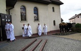 Ostatnie pożegnanie ks. prof. Józefa Kiedosa w Bierach