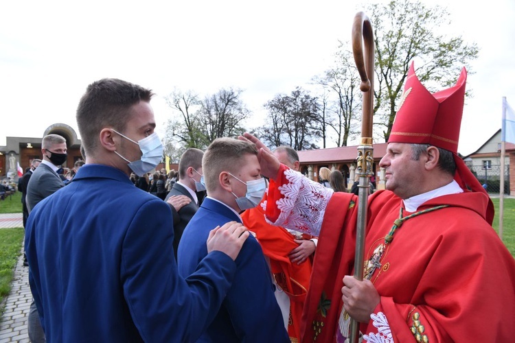 Bierzmowanie w Szczepanowie