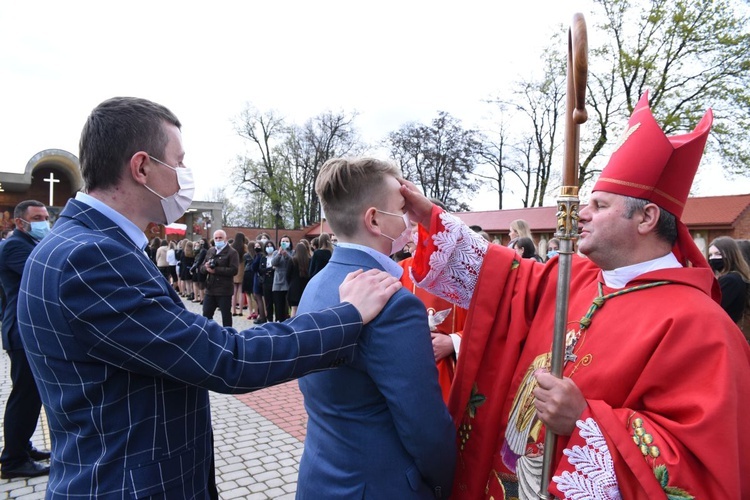 Bierzmowanie w Szczepanowie