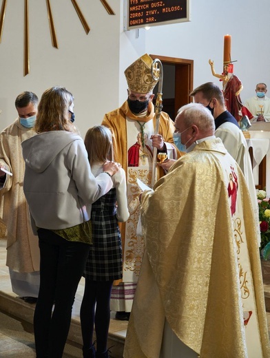 Wizytacja u św. Wojciecha w Wałbrzychu. Uroczystości z dwoma męczennikami