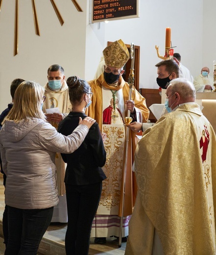 Wizytacja u św. Wojciecha w Wałbrzychu. Uroczystości z dwoma męczennikami