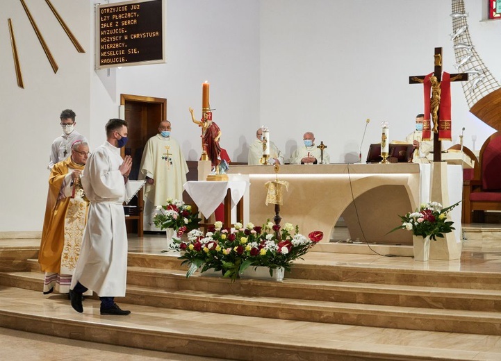 Wizytacja u św. Wojciecha w Wałbrzychu. Uroczystości z dwoma męczennikami