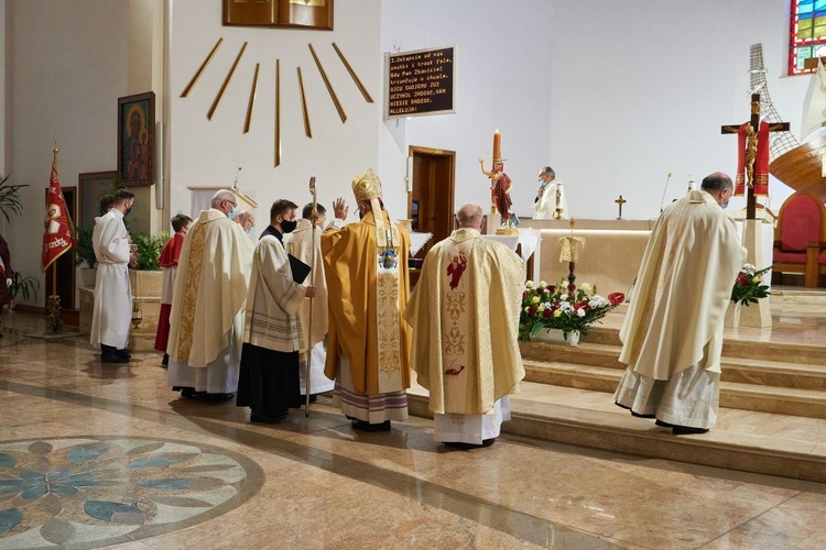 Wizytacja u św. Wojciecha w Wałbrzychu. Uroczystości z dwoma męczennikami