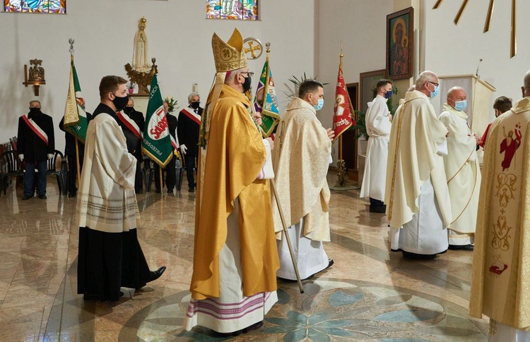 Wizytacja u św. Wojciecha w Wałbrzychu. Uroczystości z dwoma męczennikami