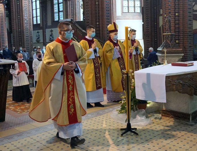 Święcenia diakonatu w katedrze gliwickiej