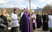 Ostatnie pożegnanie ks. prof. Józefa Kiedosa w Jaworzu - Msza św. pogrzebowa