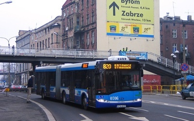 Śląskie. Co dalej ze Studencką Limuzyną?  Metropolia uruchomiła szybkie połączenia autobusowe