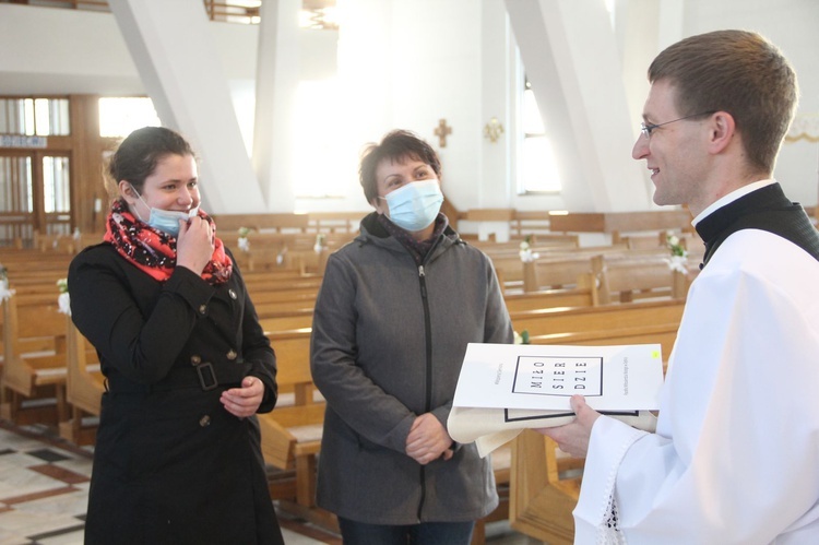 Dębica. Podziękowanie młodym za pomoc seniorom