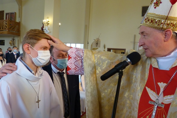 Bierzmowanie w Gnojniku