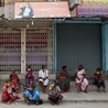 Indie: Eksperci ostrzegają przed "czarnym grzybem" atakującym pacjentów z Covid-19
