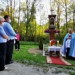 Poświęcenie kapliczki w Łazach Biegonickich