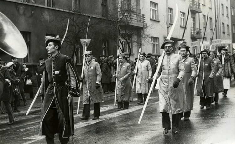 Nawiązania do insurekcji kościuszkowskiej  to nie była maskarada, ale dowód żywotności obywatelskiego ideału.