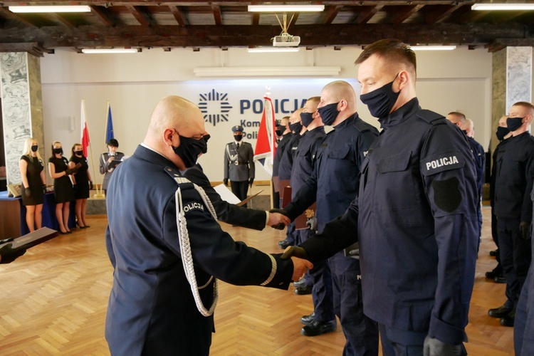 Nowi policjanci w pomorskiej policji