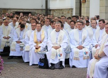 Dla kapłanów - u stóp Matki Bożej i najwyższych szczytów Alp