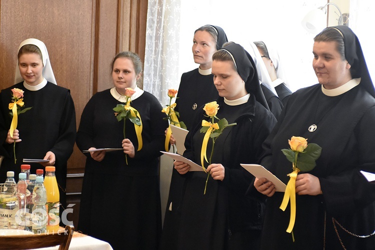 60-lecie profesji siedmiu franciszkanek i jeden złoty jubileusz