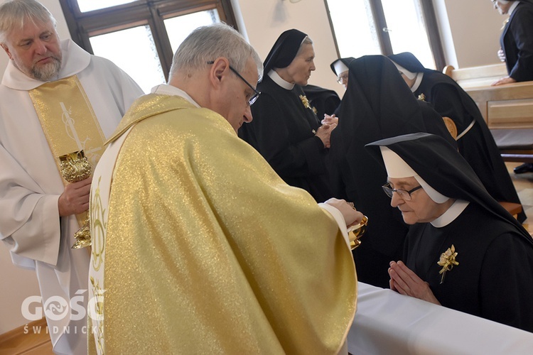 60-lecie profesji siedmiu franciszkanek i jeden złoty jubileusz