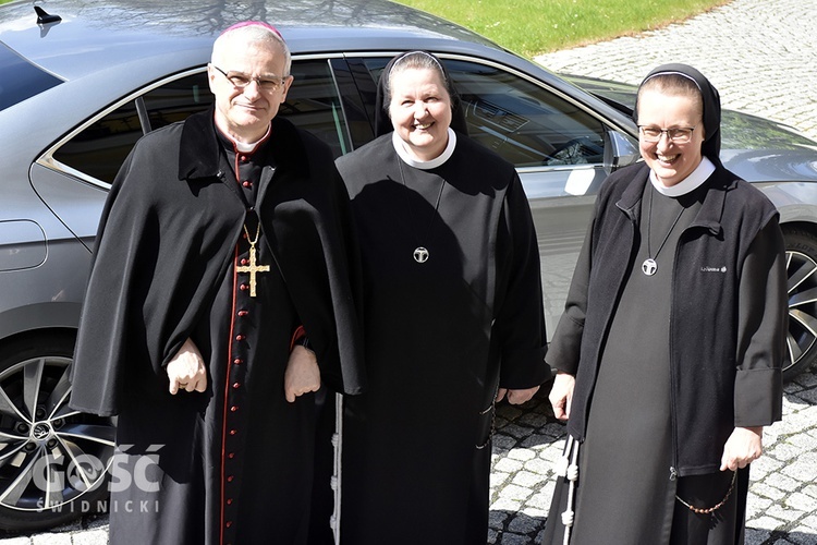 60-lecie profesji siedmiu franciszkanek i jeden złoty jubileusz