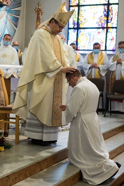Święcenia diakonatu i prezbiteratu u sercanów