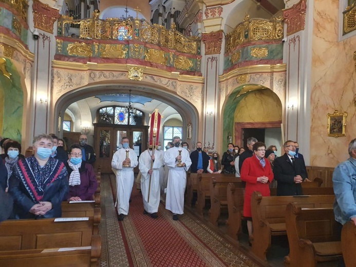 Pielgrzymka Ruchu Światło-Życie do sanktuarium św. Józefa Obl. NMP w Świdnicy