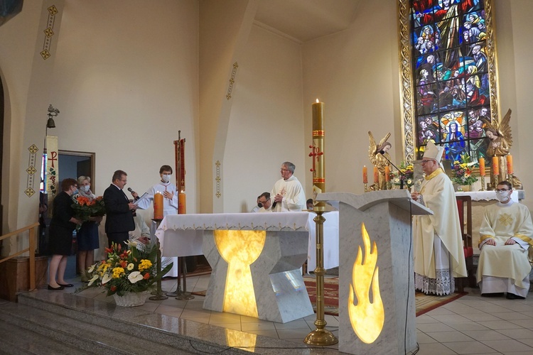 Konsekracja ołtarza w kościele św. Macieja w Zabrzu