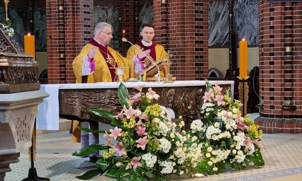 121 lat temu została poświęcona gliwicka katedra