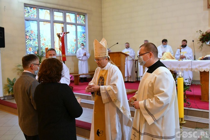 W tydzień przeczytają całą Biblię