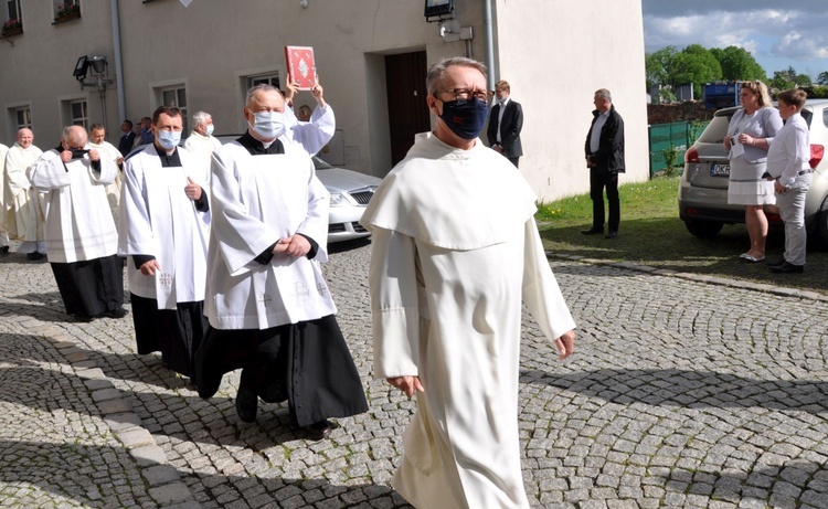 Święcenia ks. Dariusza Karbowskiego w Głogówku