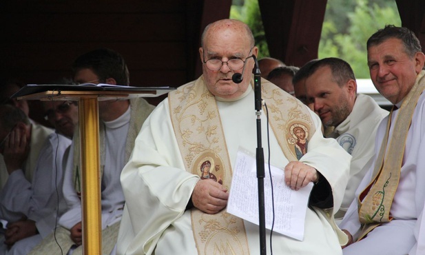 "Wawrzyny" i nie tylko modlą się za "Orzecha"
