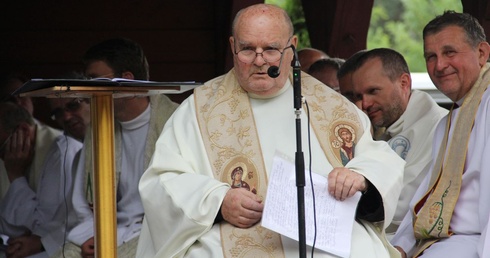 "Wawrzyny" i nie tylko modlą się za "Orzecha"