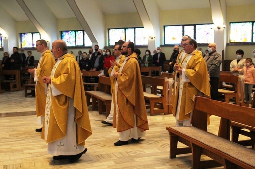 Diecezjalna pielgrzymka Domowego Kościoła do św. Józefa na Złotych Łanach