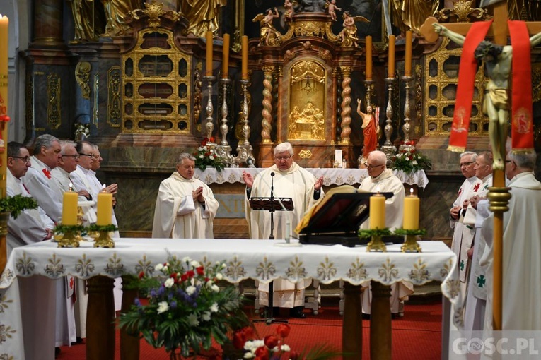 W Paradyżu dziękowali za 40 lat kapłaństwa