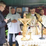 101. urodziny św. Jana Pawła II przy starej kuźni w Rzykach