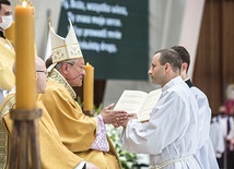▲	Klerycy VI roku złożyli przyrzeczenie bezżenności i posłuszeństwa.