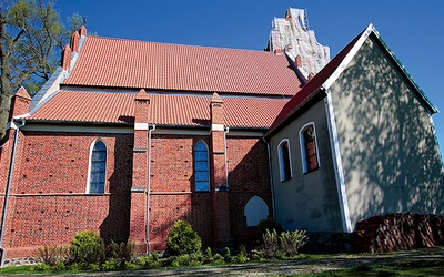 Budynek wzniesiono w czasach krzyżackich (1305–1312).