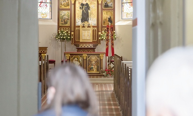 Ustanowienie sanktuarium wiąże się z łaskami odpustów zupełnych dla przybywających pielgrzymów.
