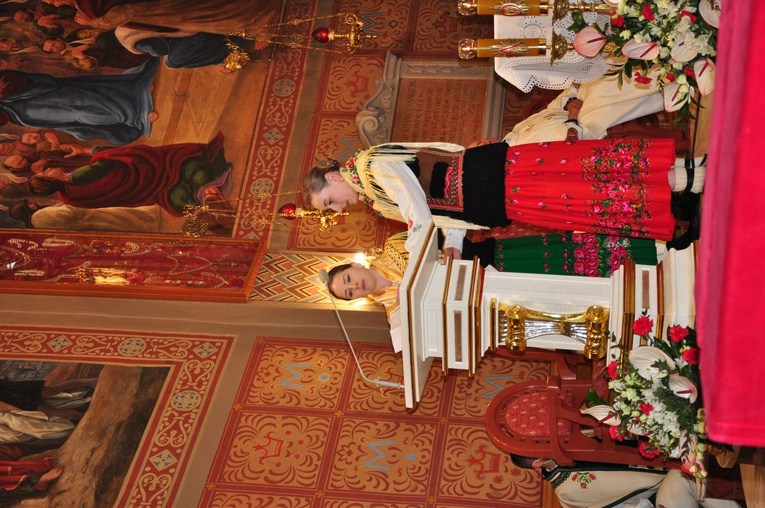 Msza św. na 20-lecie Podhalańskiej Państwowej Uczelni Zawodowej w Nowym Targu
