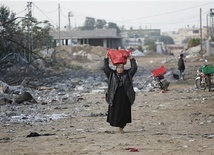 WHO apeluje o przerwę humanitarną, by dotrzeć do Strefy Gazy