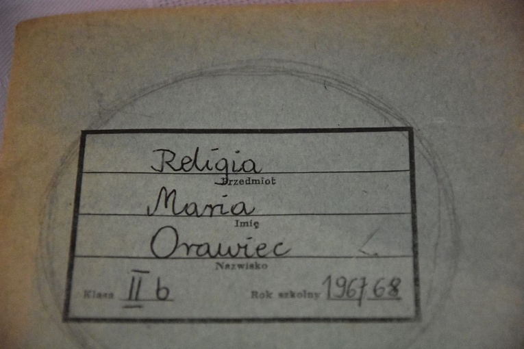 Książeczka, świeczka, tunika - wystawa o Pierwszej Komunii Świętej 