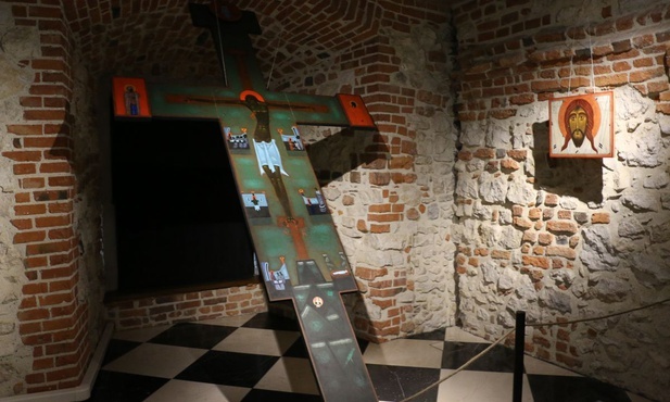 Ikony Nowosielskiego w Tyńcu