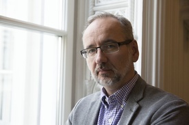 Niedzielski: Do 400 zwiększy się liczba ośrodków środowiskowej opieki psychologicznej dla dzieci i młodzieży